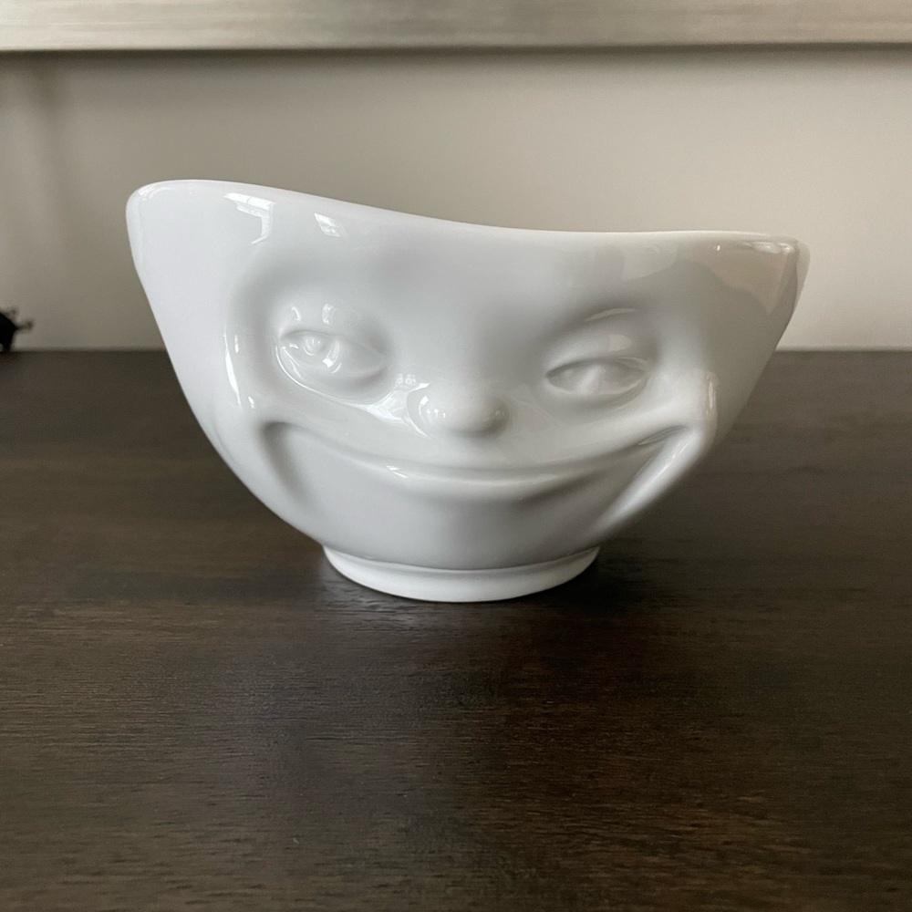 NWT Tassen White Bowl